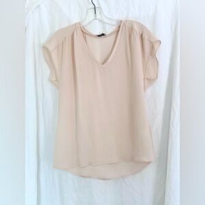 Joie 100% Silk Nude Blush Pink Blouse, Fits like a Small